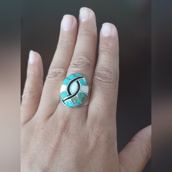 VINTAGE Hand Made:Native American Zuni Hummingbird Turquoise and Moon Stone Ring - Picture 3 of 7